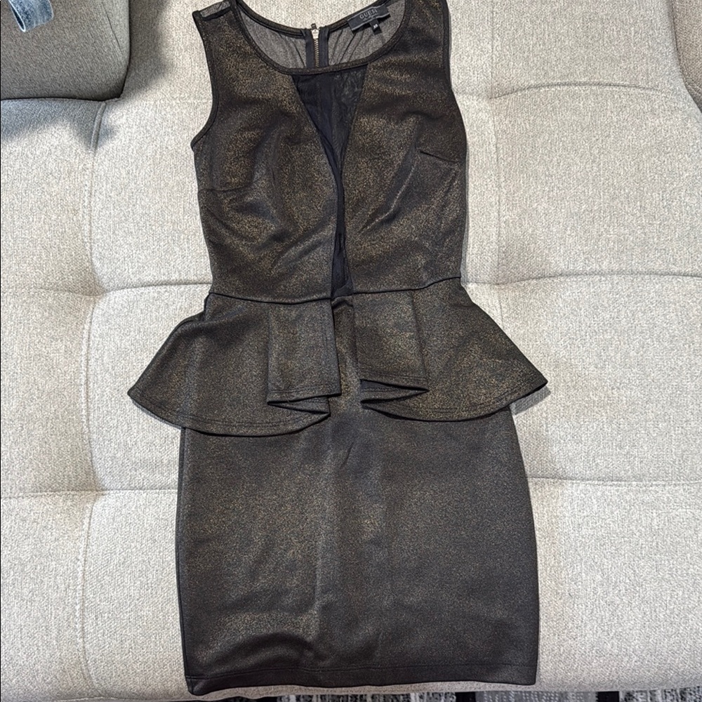 Elegant Guess Black Peplum Dress